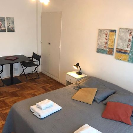Appartamento Departamento En Recoleta Muy Luminoso Piso 10 Buenos Aires Esterno foto